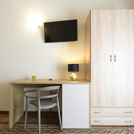 Hotel Roma 62 Palermo Eksteriør billede
