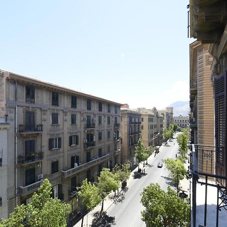 Hotel Roma 62 Palermo Eksteriør billede