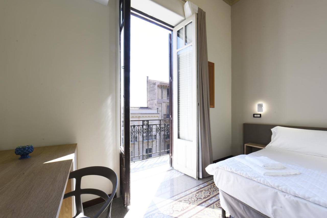 Hotel Roma 62 Palermo Eksteriør billede